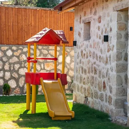 Spacious Pool, Jacuzzi Σπίτι διακοπών *
