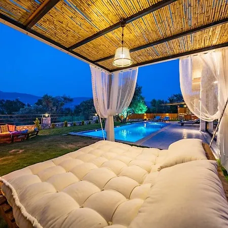 Spacious Pool, Jacuzzi Σπίτι διακοπών